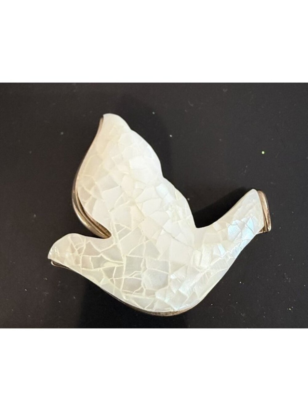 Vintage Signed LC Liz Claiborne Mosaic Mother Of Pearl Dove Of Peace Pin Brooch